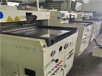 顶瑞单开口真空快压机